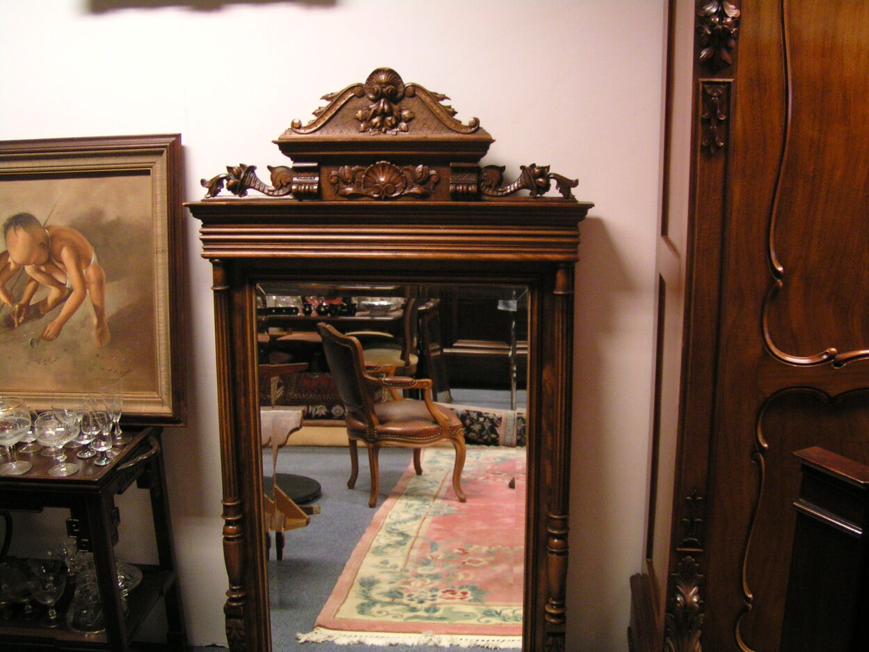 artikelnr. 1602036 Antieke Eikenhouten Spiegel Facet Geslepen Glas in Zeer Goede Staat. prijs €495,- euro
